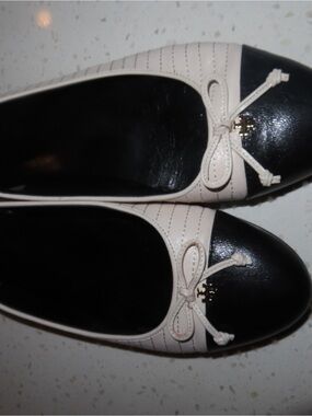 Tory Burch Black and Cream Cap-Toe Ballet Flats